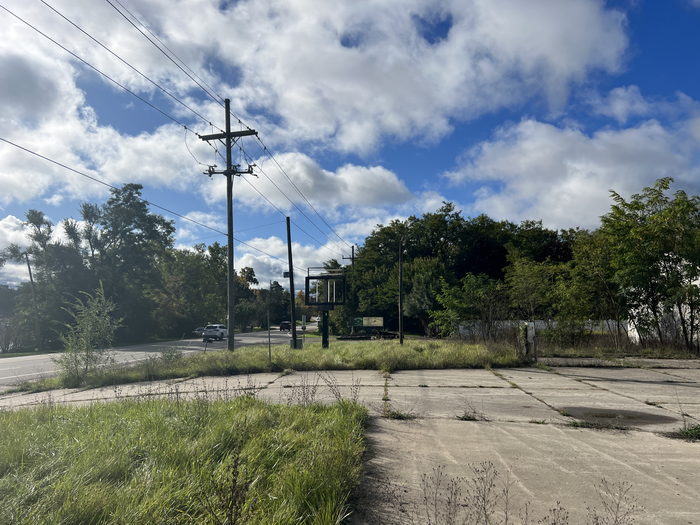 Old 23 Shopping Plaza - October 8 2023